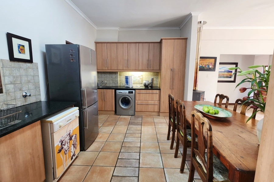 4 Bedroom Property for Sale in Panorama Western Cape